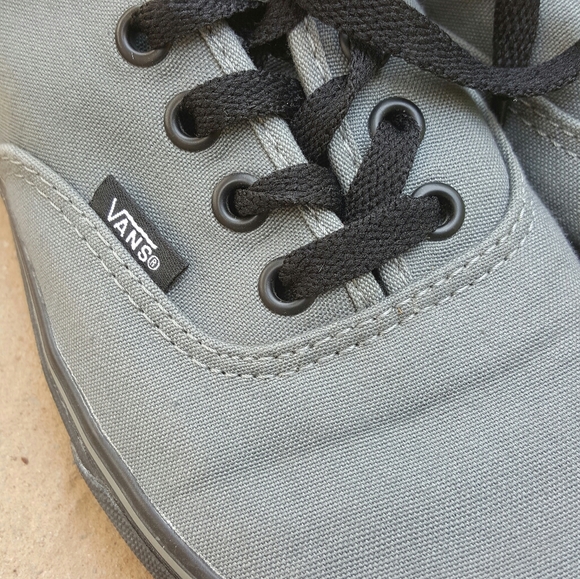 VANS Classic Grey Sneakers - Picture 4 of 9
